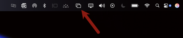 Screenshot with an arrow pointing to the Screen mirroring icon in the apple menu bar